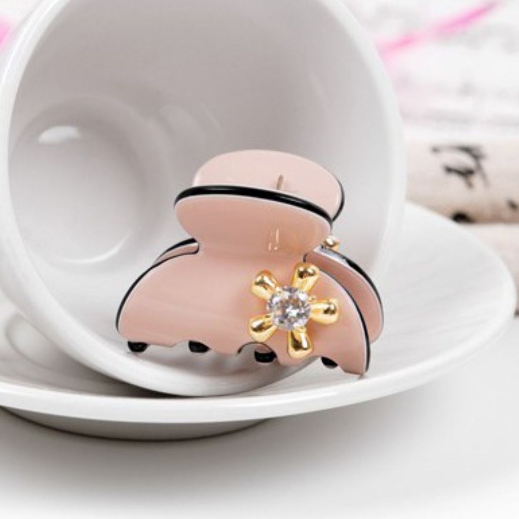 Plaukų segtukas-krabukas Chaplet AZ70381L7P, rožinis su gėlyte, 3,5 cm-min Chaplet plaukų segtukas-krabukas AZ70381L7P, rožinės spalvos su gėlyte, 3,5cm
